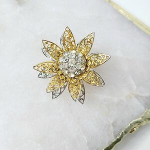 Vintage 1950s Gold Silver Tone Open Work Floral Pin Brooch